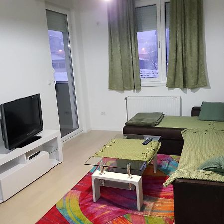 Modern Apartment Баня-Лука Экстерьер фото